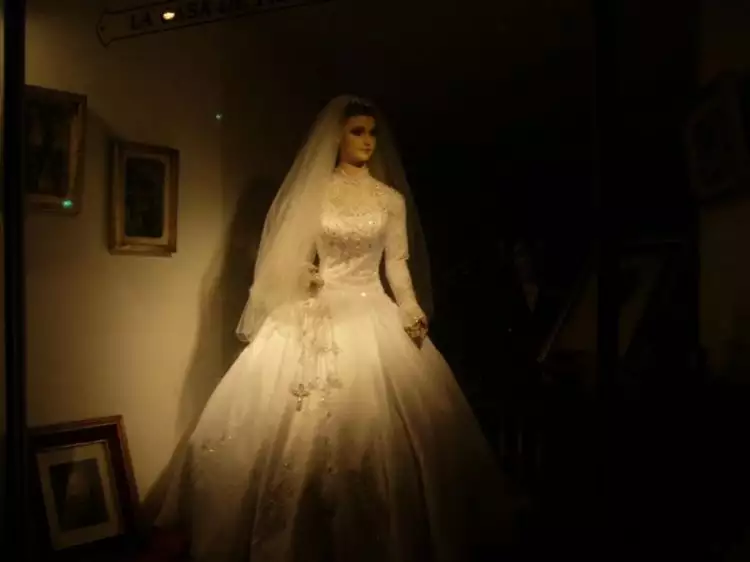 La Pascualita, manekin bergaun pengantin yang penuh misteri