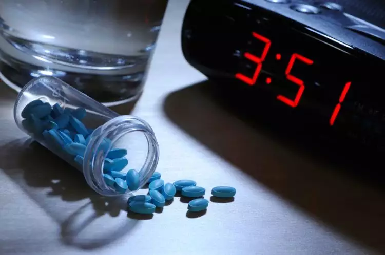 10 Bahaya mengonsumsi obat tidur tanpa resep dokter