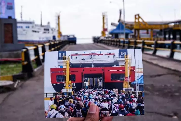 10 Foto perbandingan suasana Lebaran dulu dan kini di Pelabuhan Merak