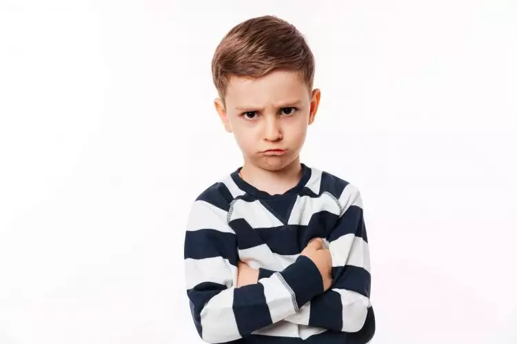 7 Persoalan perilaku anak yang sering terjadi dan cara mengatasinya