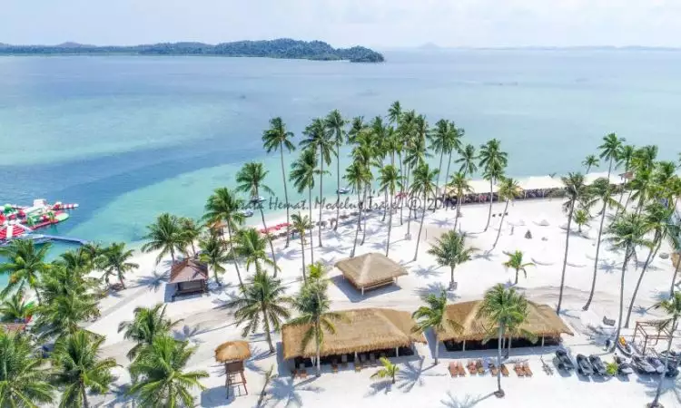 5 Pantai eksotis di Pulau Batam, punya pemandangan menawan