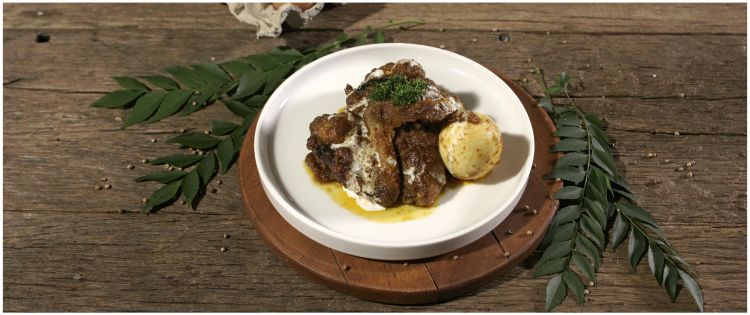 Ayam Telur Bumbu Kari