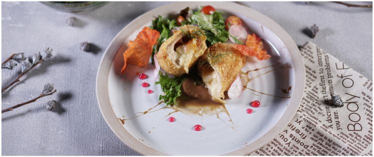 Firecracker Chicken With Vinaigrette Salad