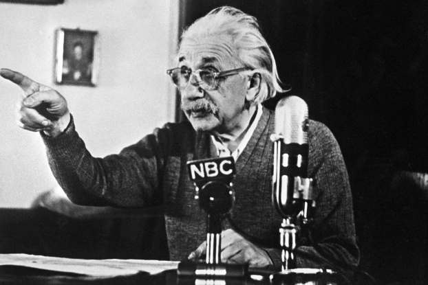 10 Fakta tentang Einstein yang tidak kamu ketahui 10 Fakta tentang Einstein yang tidak kamu ketahui