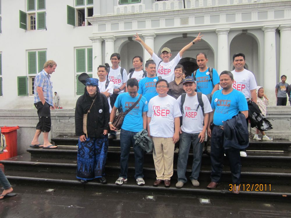 5 Komunitas ini semua anggotanya memiliki nama yang sama! 5 Komunitas ini semua anggotanya memiliki nama yang sama!