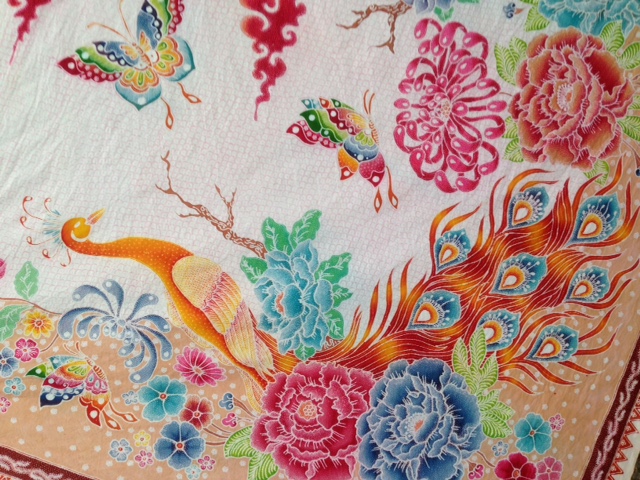 Uniknya batik karya Bayu, motifnya perpaduan nuansa Jepang-Jawa