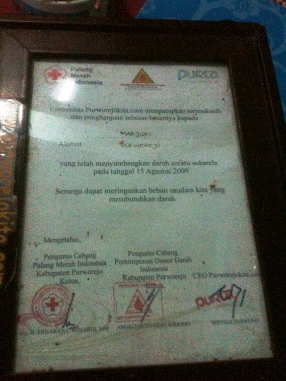 Cerita Marjuki merintis perkumpulan pendonor darah di Kemiri Lor Cerita Marjuki merintis perkumpulan pendonor darah di Kemiri Lor