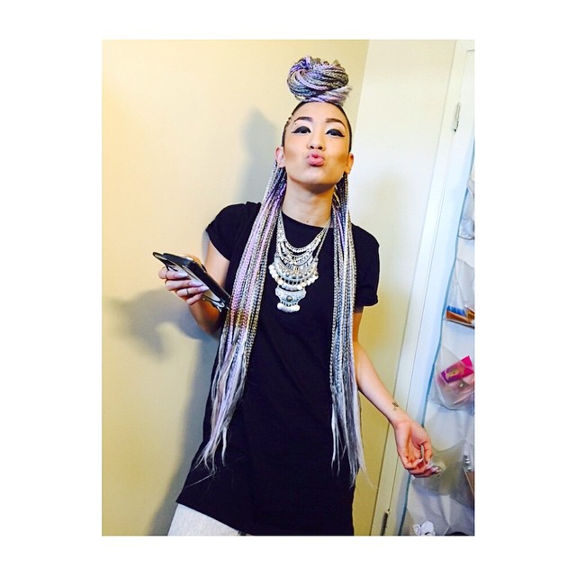 #GrannyHair, tren rambut abu-abu yang lagi hot di Instagram #GrannyHair, tren rambut abu-abu yang lagi hot di Instagram