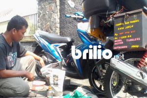 Mulianya Kasturi, penambal ban keliling yang rela tak dibayar