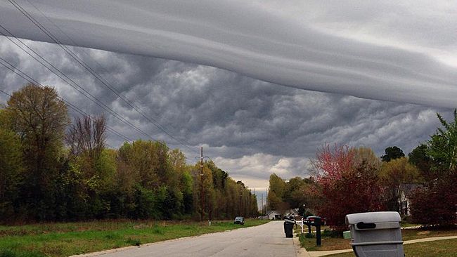 Penampakan awan langka di langit South Carolina