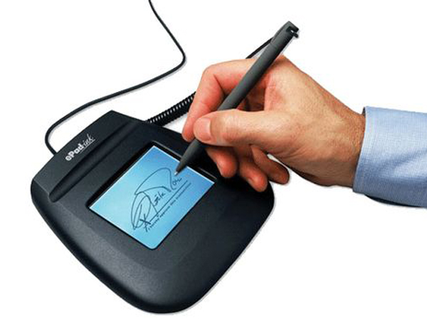 10 Hal menyedihkan yang cuma dirasakan si tangan kidal