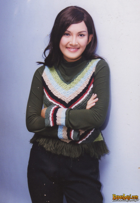 5 Artis top Indonesia yang meninggal di usia muda 5 Artis top Indonesia yang meninggal di usia muda