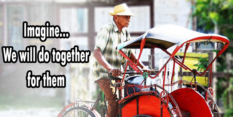 Tak rela tukang becak masuk angin, mahasiswa UGM bagikan 100 jas hujan