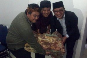 Wow, batu akik seberat 60 kg akan jadi souvenir Konferensi Asia Afrika