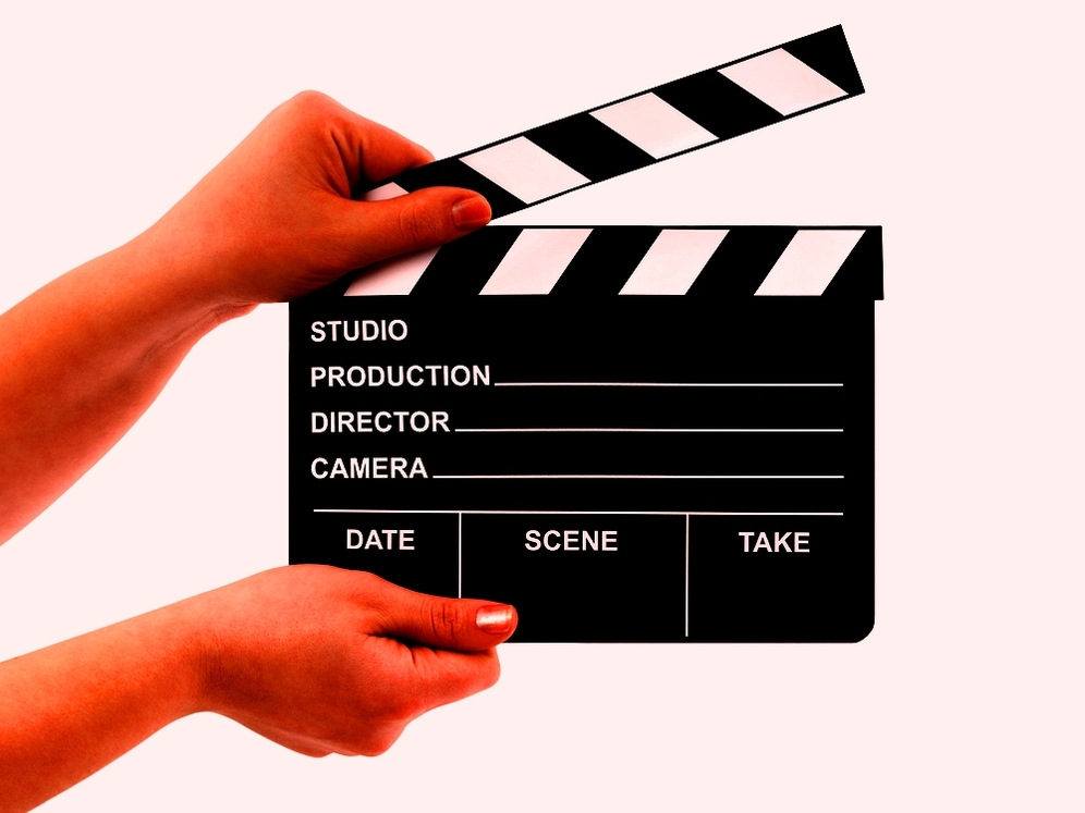 Nonton film yang menguras air mata bisa bikin gendut 