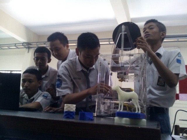 Siswa SMK bisa ciptakan printer 3D berbahan akrilik, brilio!