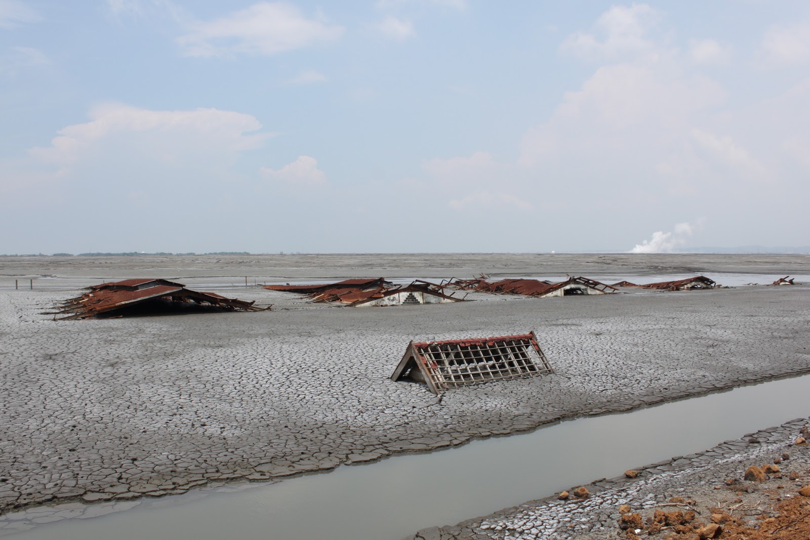 Mahasiswa ini ubah lumpur Lapindo jadi pengganti semen