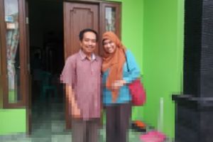 Joko Mulyanto, sopir panggilan yang rawat 27 anak yatim, keren!