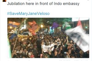 Perayaan pembatalan eksekusi Mary Jane di depan KBRI di Filipina