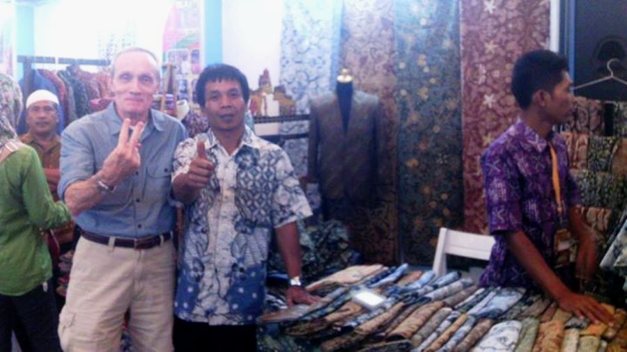 Kisah Sarwidi, tukang becak yang jadi eksportir batik pewarna alam