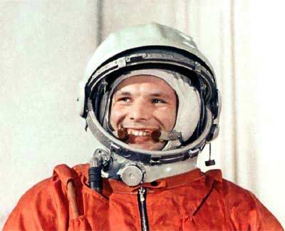Yuri Gagarin, manusia pertama yang melihat bumi dari luar angkasa