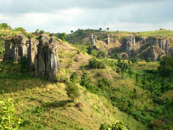 Stonehenge yang terkenal di Inggris ternyata juga ada di Bondowoso!