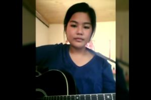 Pacar cuek gara-gara COC, cewek cantik ini sindir pakai lagu, kece!