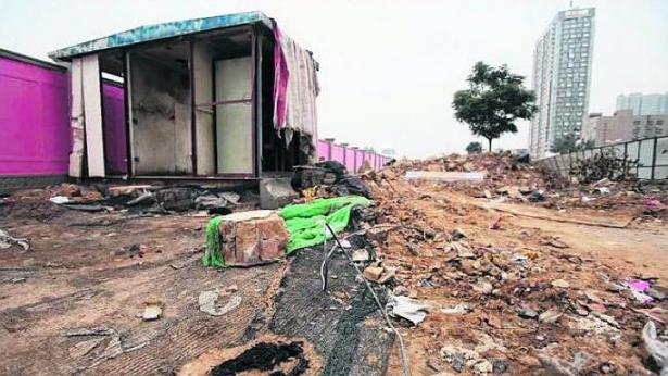 Pipis di gardu listrik, tubuh bocah 7 tahun melepuh dan harus amputasi Pipis di gardu listrik, tubuh bocah 7 tahun melepuh dan harus amputasi