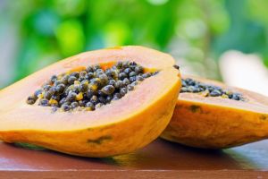 Nggak cuma enak dimakan, pepaya juga bisa hilangkan bekas luka lho!