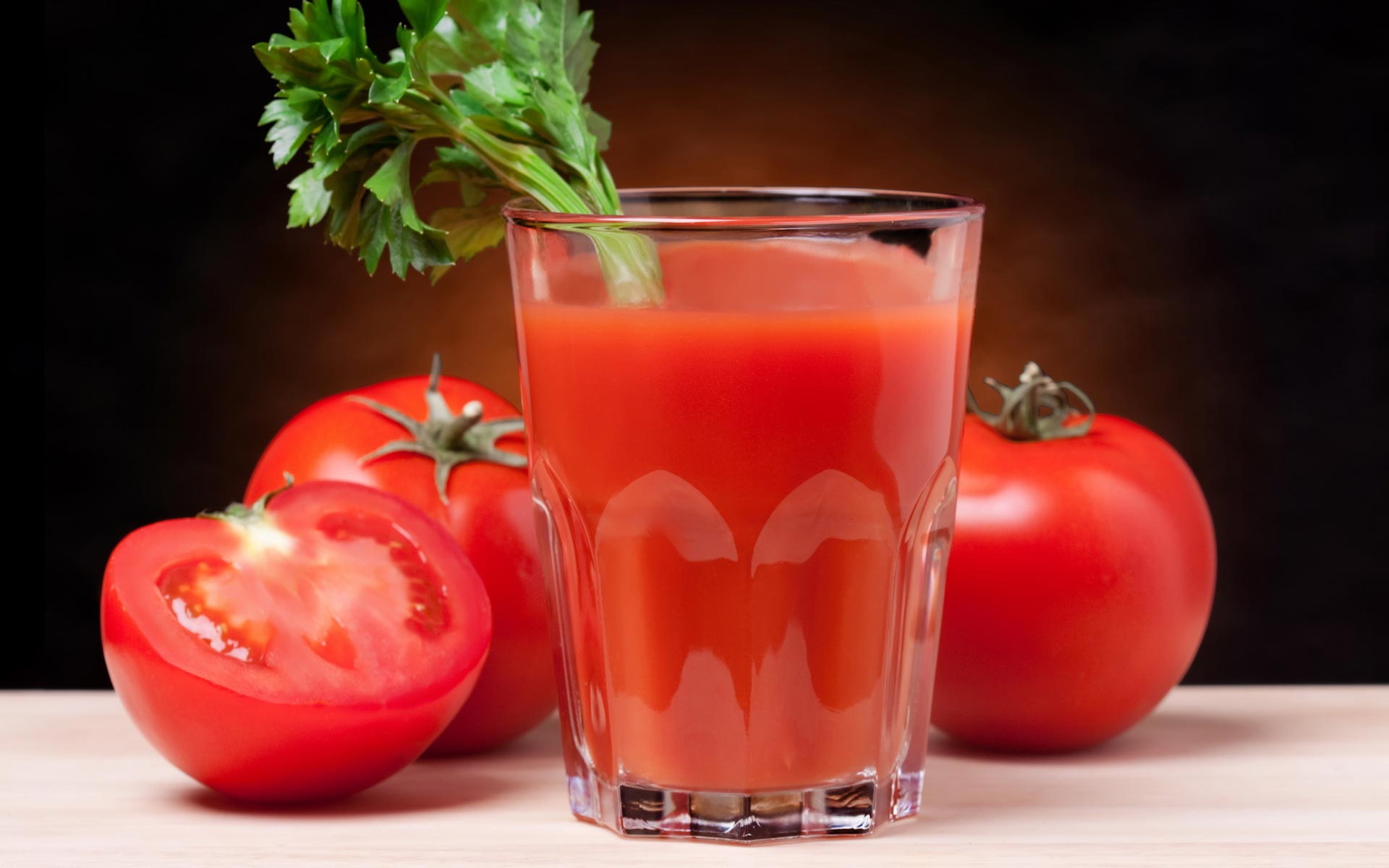 Mengonsumsi tomat bisa kurangi resiko kanker prostat