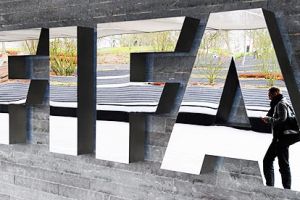 Penangkapan pejabat FIFA gegerkan dunia sepak bola