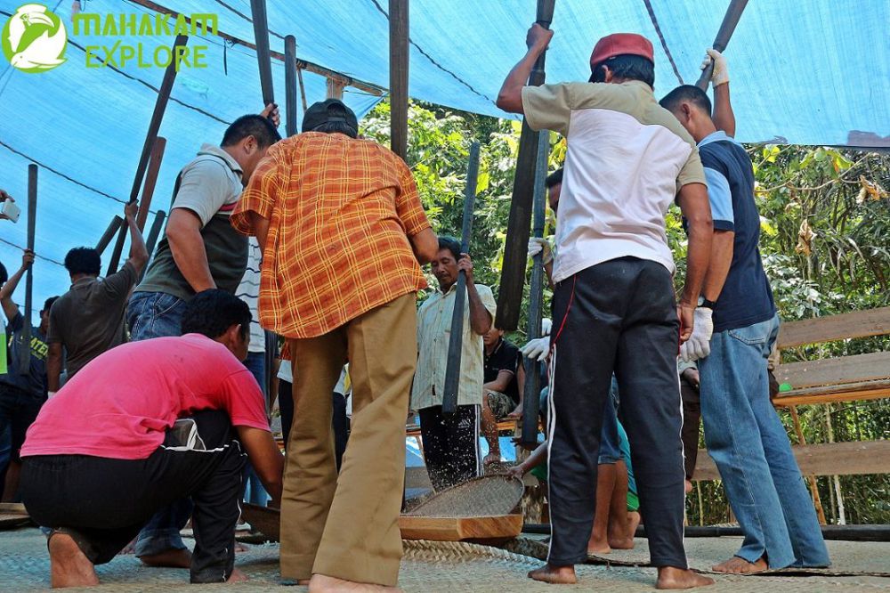 Ditumbuk 2 hari 2 malam tanpa henti,ketan ini mungkin terenak di dunia