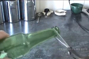 VIDEO: Cara mudah untuk menajamkan gunting