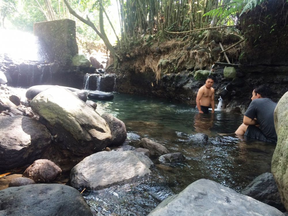 Blue Lagoon Jogja, pemandian sebening embun yang dibalut suasana desa