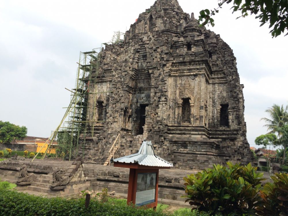 Menelisik bangunan candi Budha tertua di Jogja, Candi Kalasan Menelisik bangunan candi Budha tertua di Jogja, Candi Kalasan