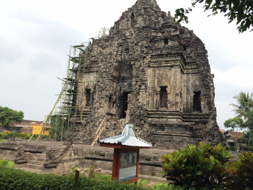 Menelisik bangunan candi Budha tertua di Jogja, Candi Kalasan