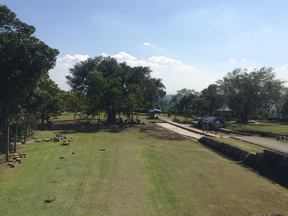 Menikmati bangunan kerukunan beragama di Candi Boko