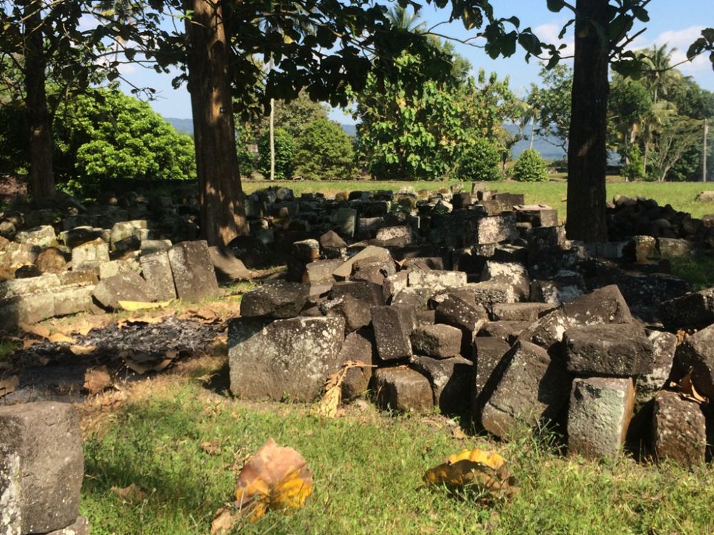 Menikmati bangunan kerukunan beragama di Candi Boko