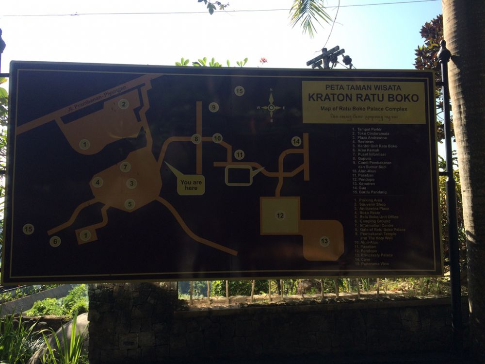 Menikmati bangunan kerukunan beragama di Candi Boko