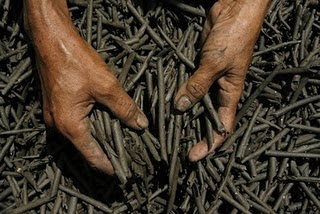 Biasa dikonsumsi ibu hamil, camilan ini ternyata dibuat dari tanah