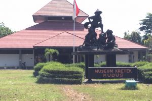 Seluruh perkembangan rokok kretek tersimpan rapi di museum ini, keren!