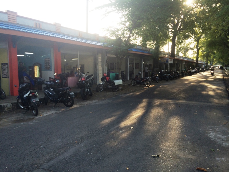 Salon Sorsem, tempat rujukan potong rambut warga Purworejo