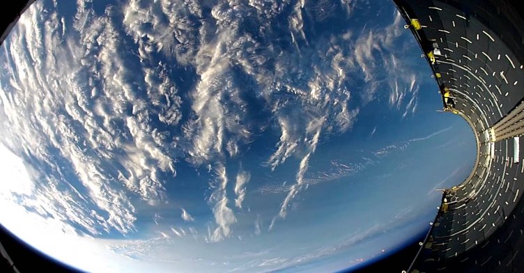 VIDEO: Gambaran bumi dari luar angkasa yang spektakuler
