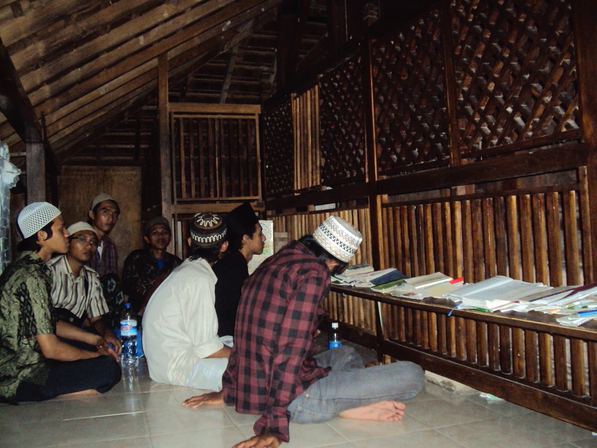 Sibuk kuliah tapi sempat menghafal Al Quran sampai 30 Juz? Siapa takut