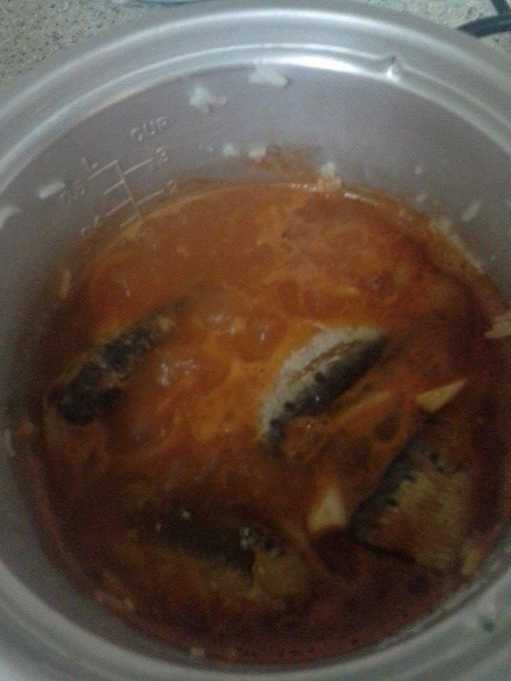 Ini dia sahur ala anak kos, masaknya pakai rice cooker dan setrikaan Ini dia sahur ala anak kos, masaknya pakai rice cooker dan setrikaan