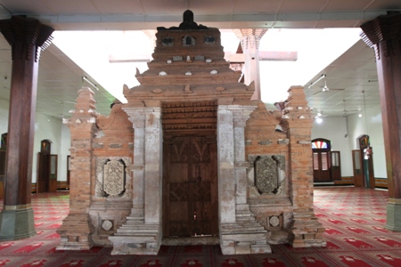 Kisah Sunan Kudus yang berhasil sembuhkan wabah penyakit di Arab Kisah Sunan Kudus yang berhasil sembuhkan wabah penyakit di Arab