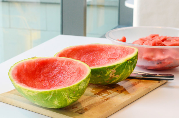 Jell-O, puding dalam semangka yang bisa maniskan buka puasamu