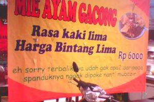 He,he,he, nama warungnya kok begini ya?