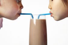 5 Alasan kenapa kamu harus minum susu cokelat mulai sekarang 