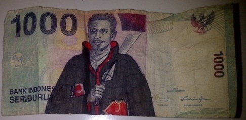 10 Coretan di uang kertas yang mungkin pernah kamu lakukan saat kecil 10 Coretan di uang kertas yang mungkin pernah kamu lakukan saat kecil